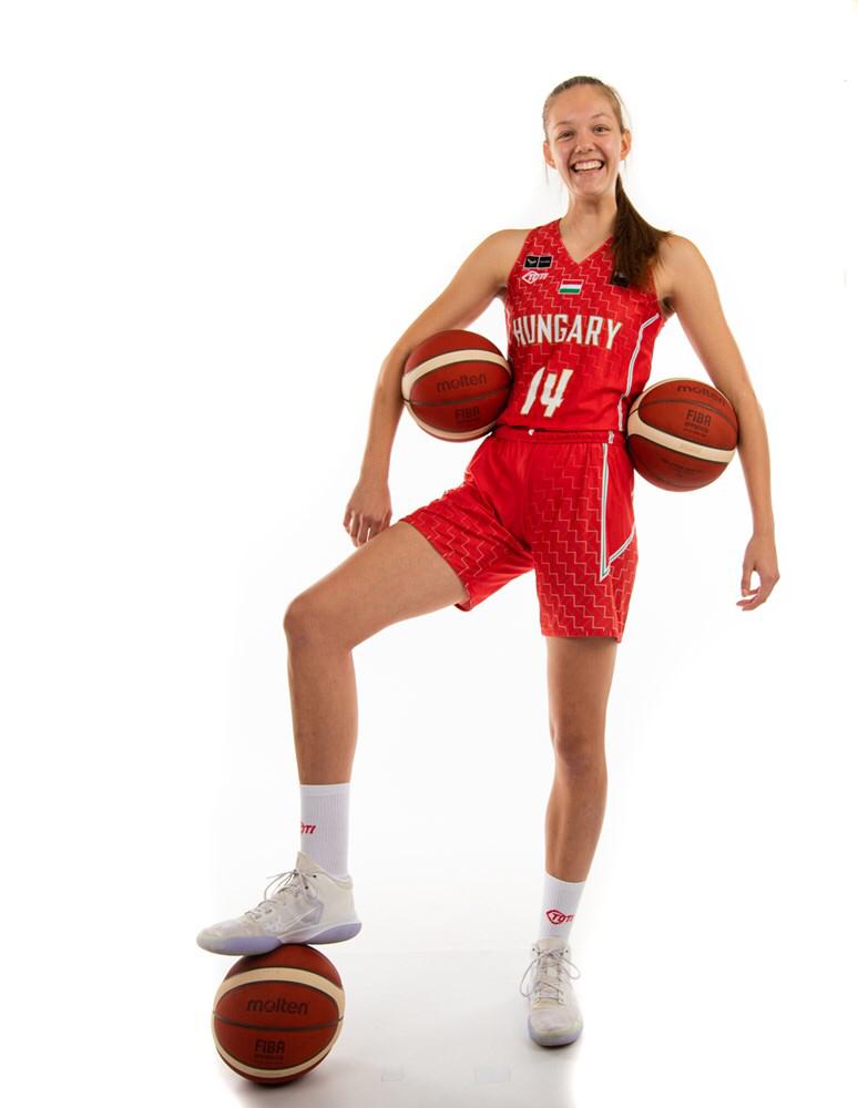 Lili Krasovec - Hungarian Basketball Player - IVLA Student Spotlight